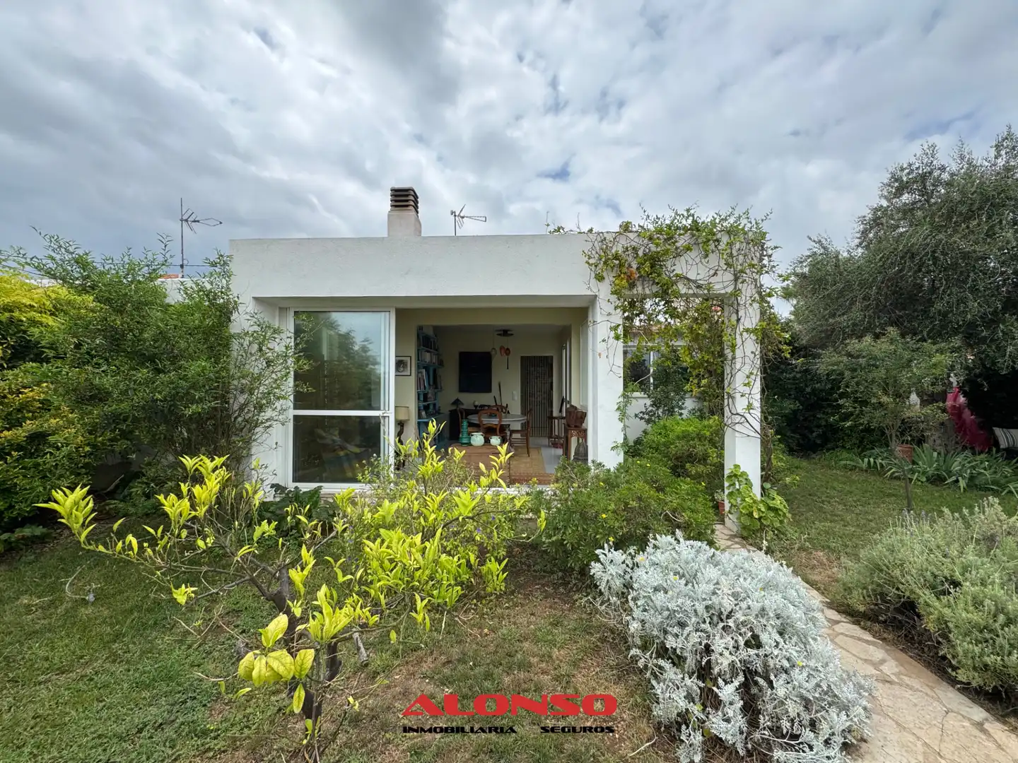 Vista exterior de Casa o chalet en venta en Vinaròs con Aire acondicionado, Calefacción y Jardín privado