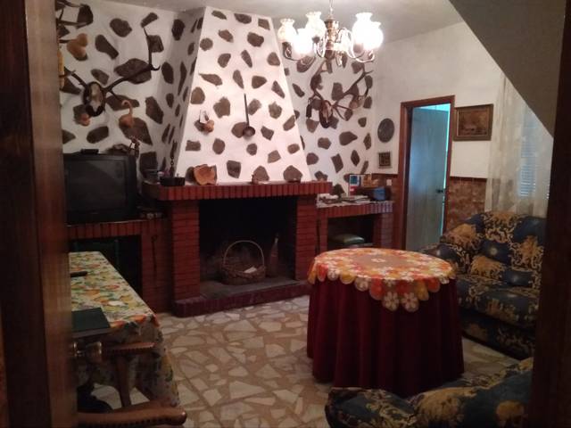 Casa adosada en Venta en Porzuna