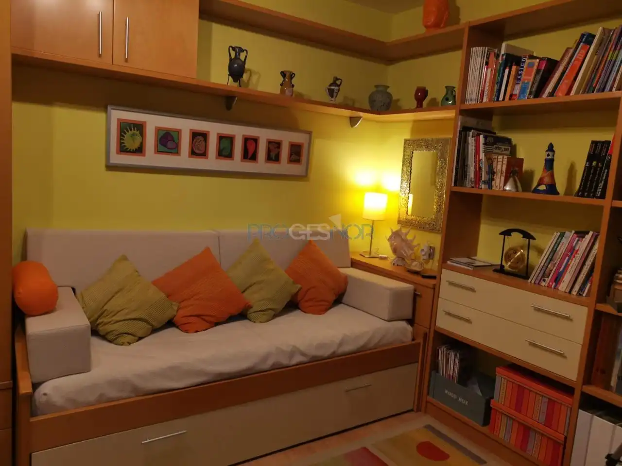 Habitación de Piso en venta en León Capital  con Calefacción, Trastero y Balcón