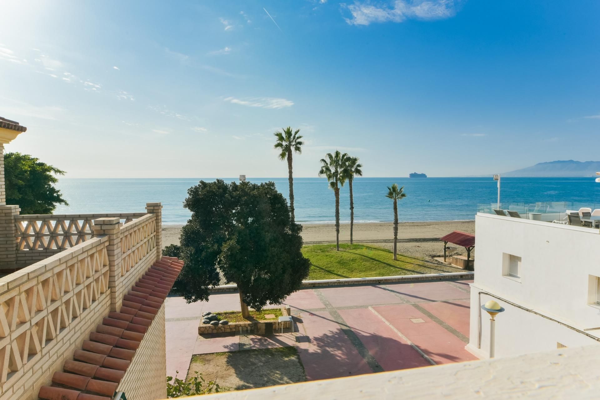 Dormitori de Casa o xalet en venda en Málaga Capital amb Aire condicionat, Calefacció i Jardí privat