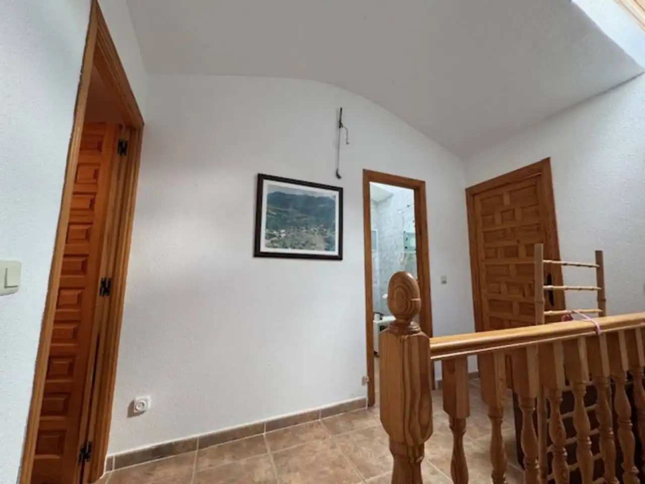 Casa o xalet en venda en El Cardoso de la Sierra amb Calefacció i Moblat