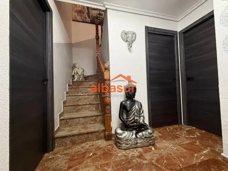 Maison mitoyenne avec piscine à vendre à Calle Compositor Gómez Návarro, imagen 3