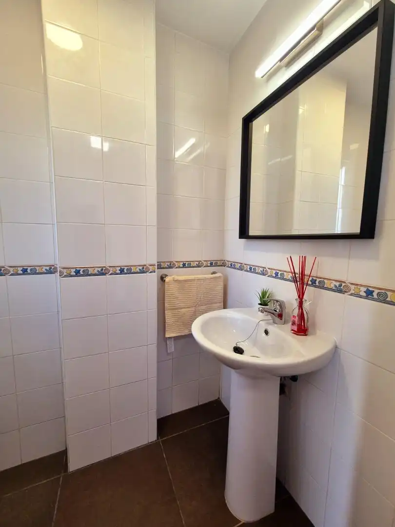 Baño de Casa adosada en venta en Algeciras con Terraza y Balcón