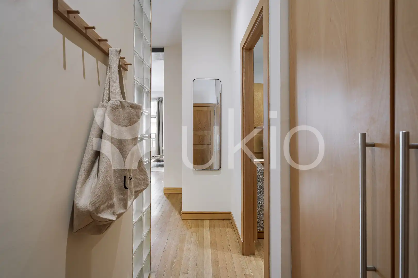 Apartments for rent in Madrid  with Air Conditioner, Heating and Furnished