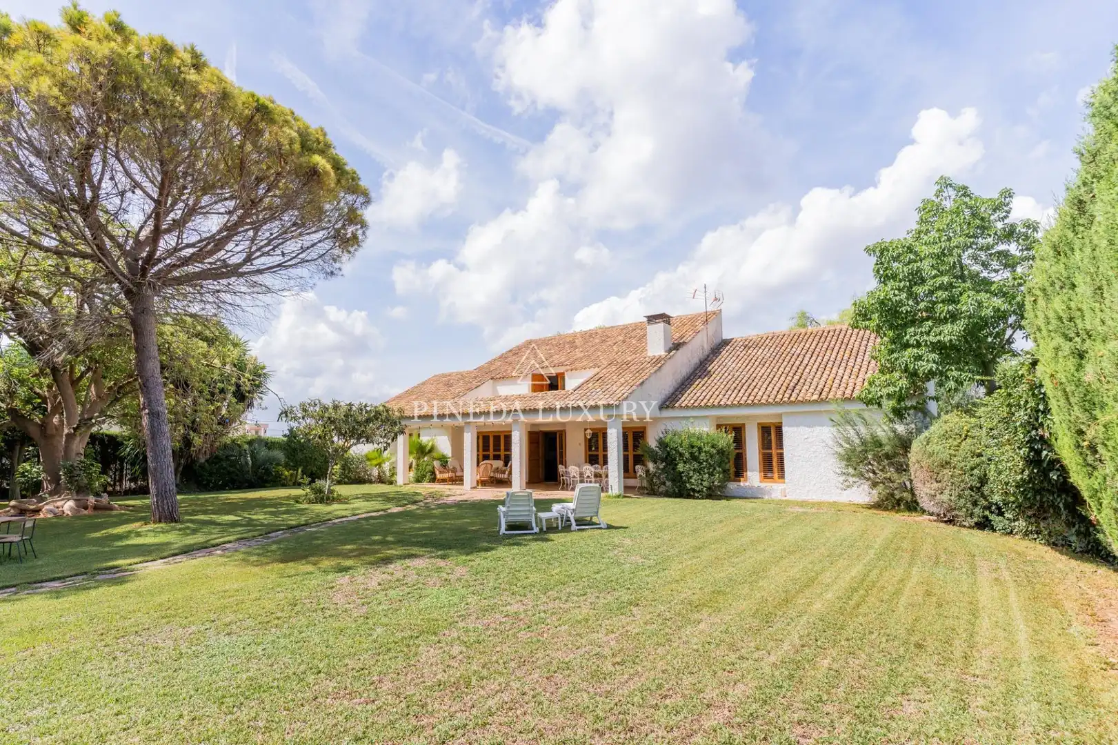 Casa o xalet en venda a Calle CAMP DE MORVEDRE, Alfinach - Los Monasterios