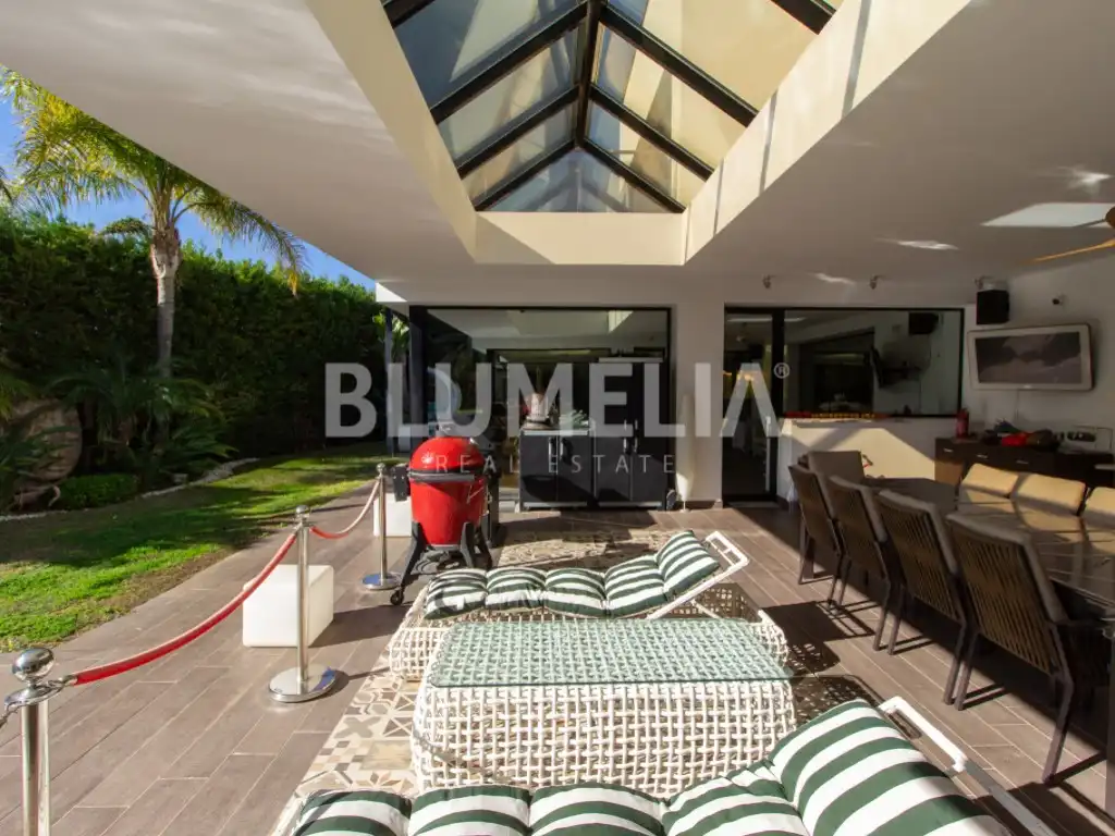 Houses for sale in Calle Tejo, Montgó - Ermita