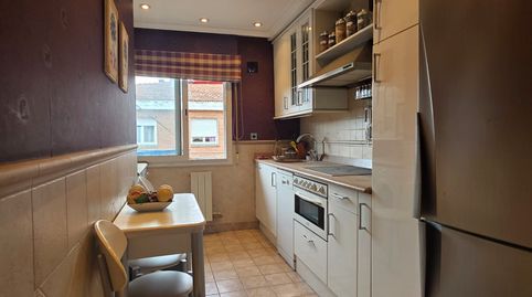 Foto 2 de Piso en venta en Calle Larraskitu, Artatzu - Larraskitu, Bilbao