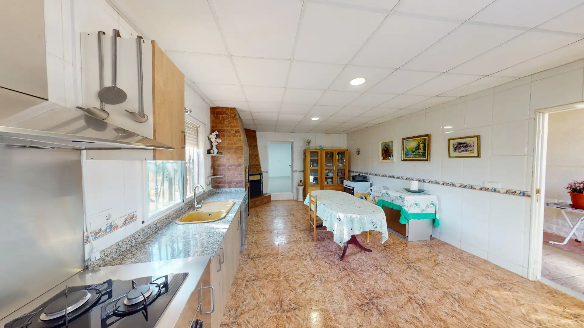 Cuina de Casa o xalet en venda en Elche / Elx amb Aire condicionat, Jardí privat i Terrassa