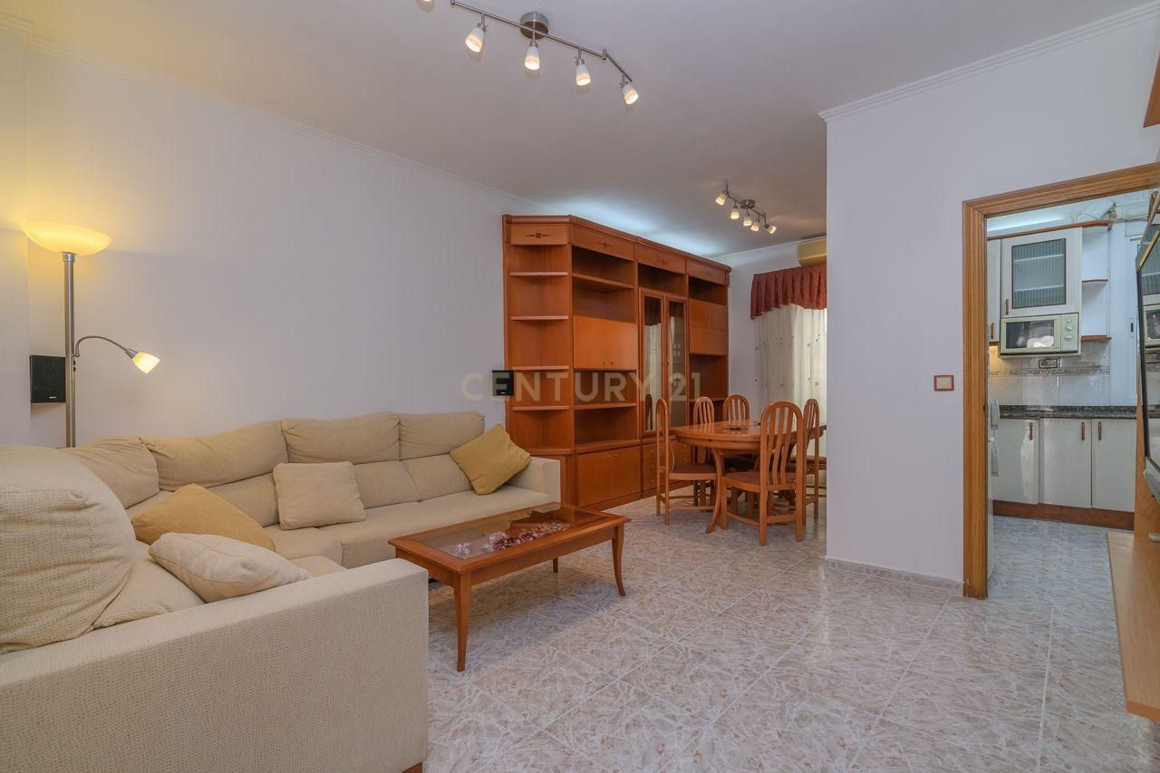 Sala d'estar de Edifici en venda en  Barcelona Capital
