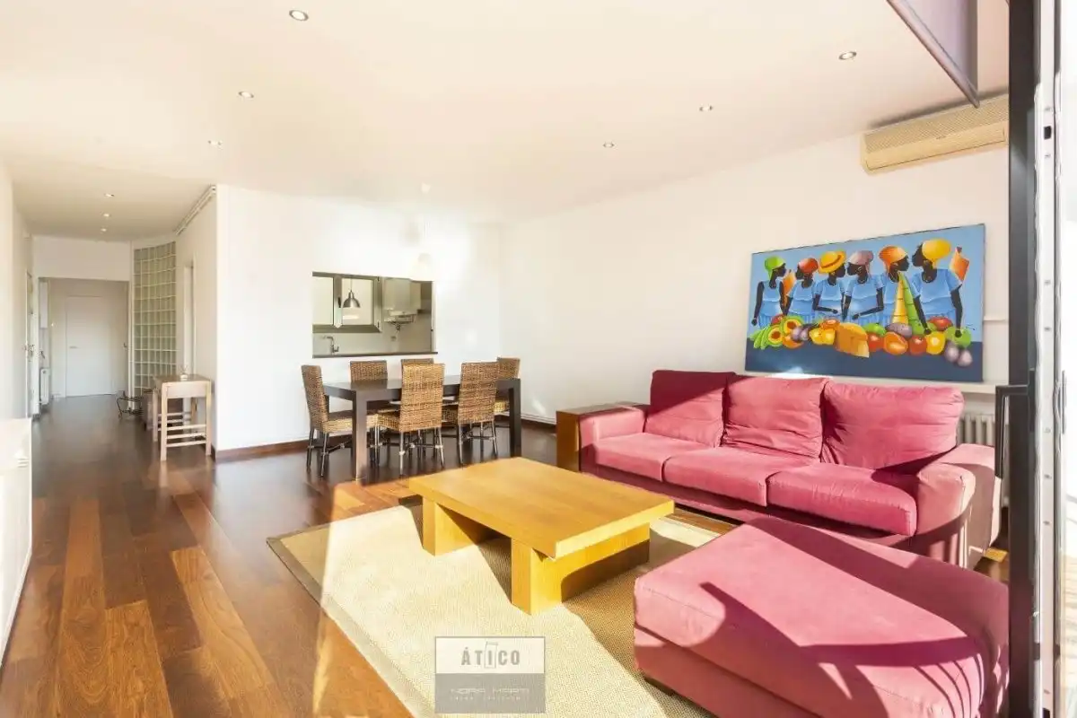 Living room of Flat for rent in Barcelona  with Air Conditioner, Heating and Parquet flooring