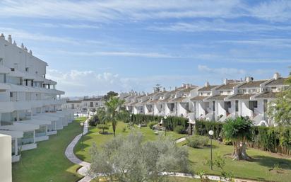 Exterior view of Apartment for sale in Mijas  with Terrace, Swimming Pool and Furnished