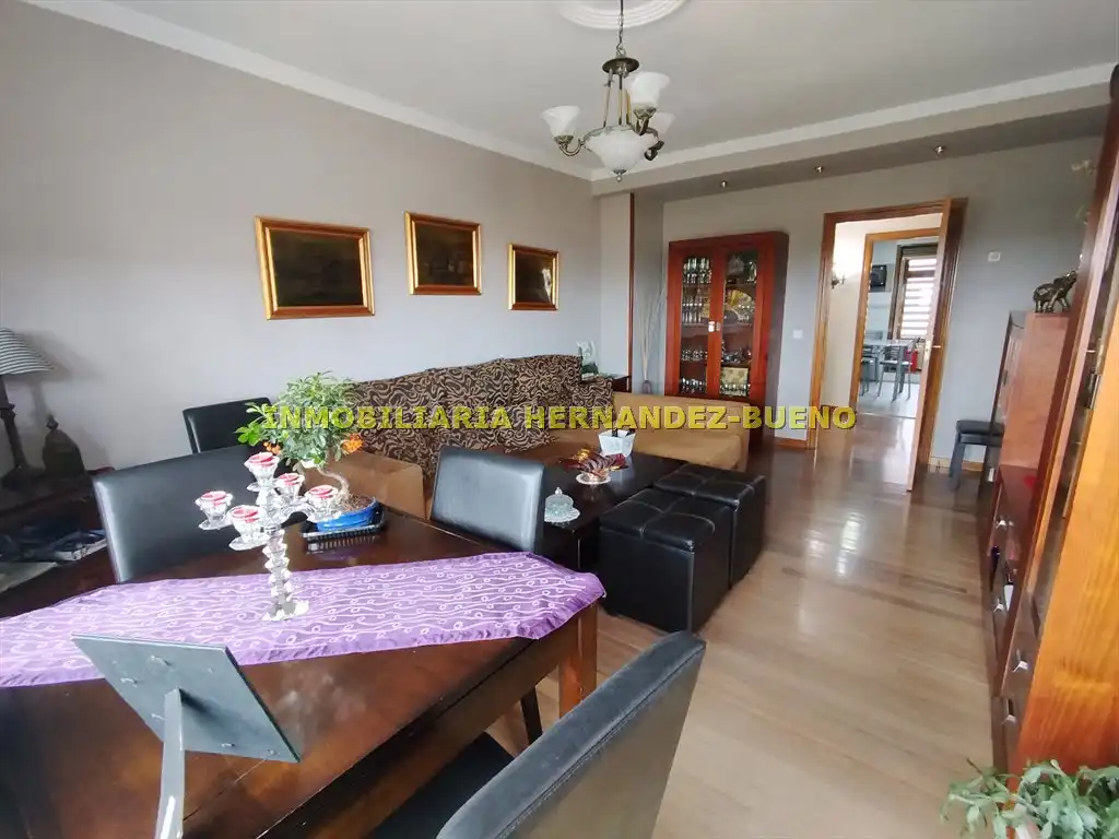 Sala de estar de Piso en venta en Salamanca con Calefacción, Trastero y Amueblado