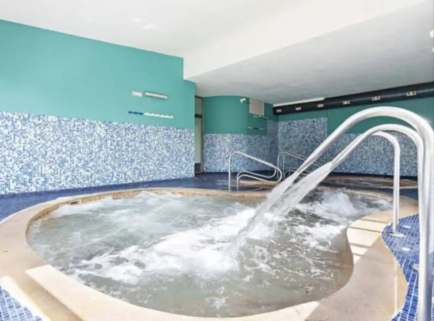 Piscina de Pis en venda en El Ejido amb Aire condicionat i Terrassa
