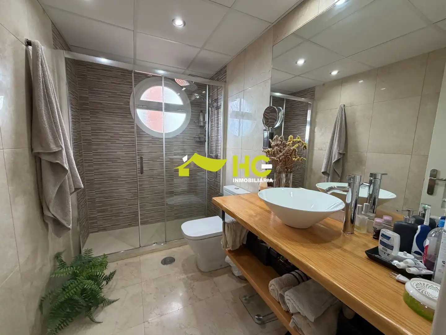 Badezimmer von Dachboden zur Miete in Villaviciosa de Odón mit Klimaanlage, Heizung und Terrasse