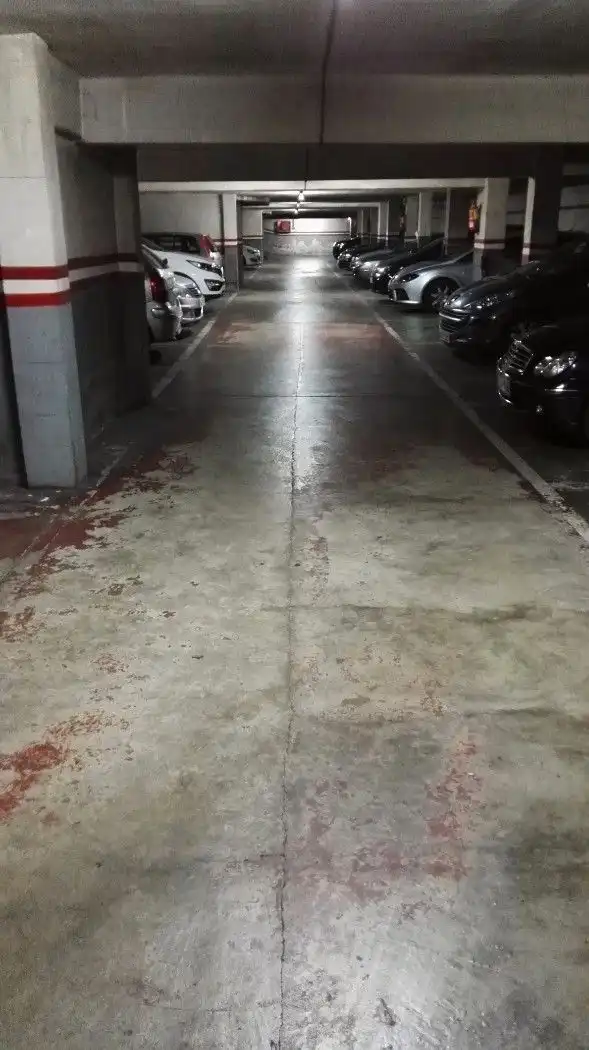 Garage for sale in Esplugues de Llobregat