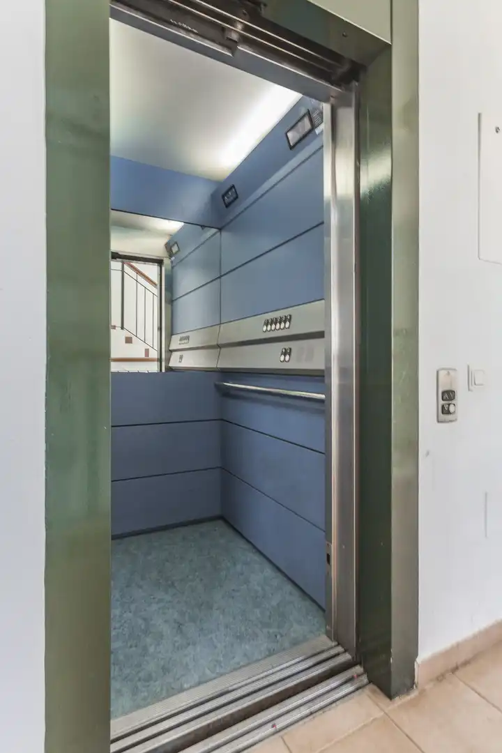 Apartamento con terraza en venta en Calahonda, imagen 19