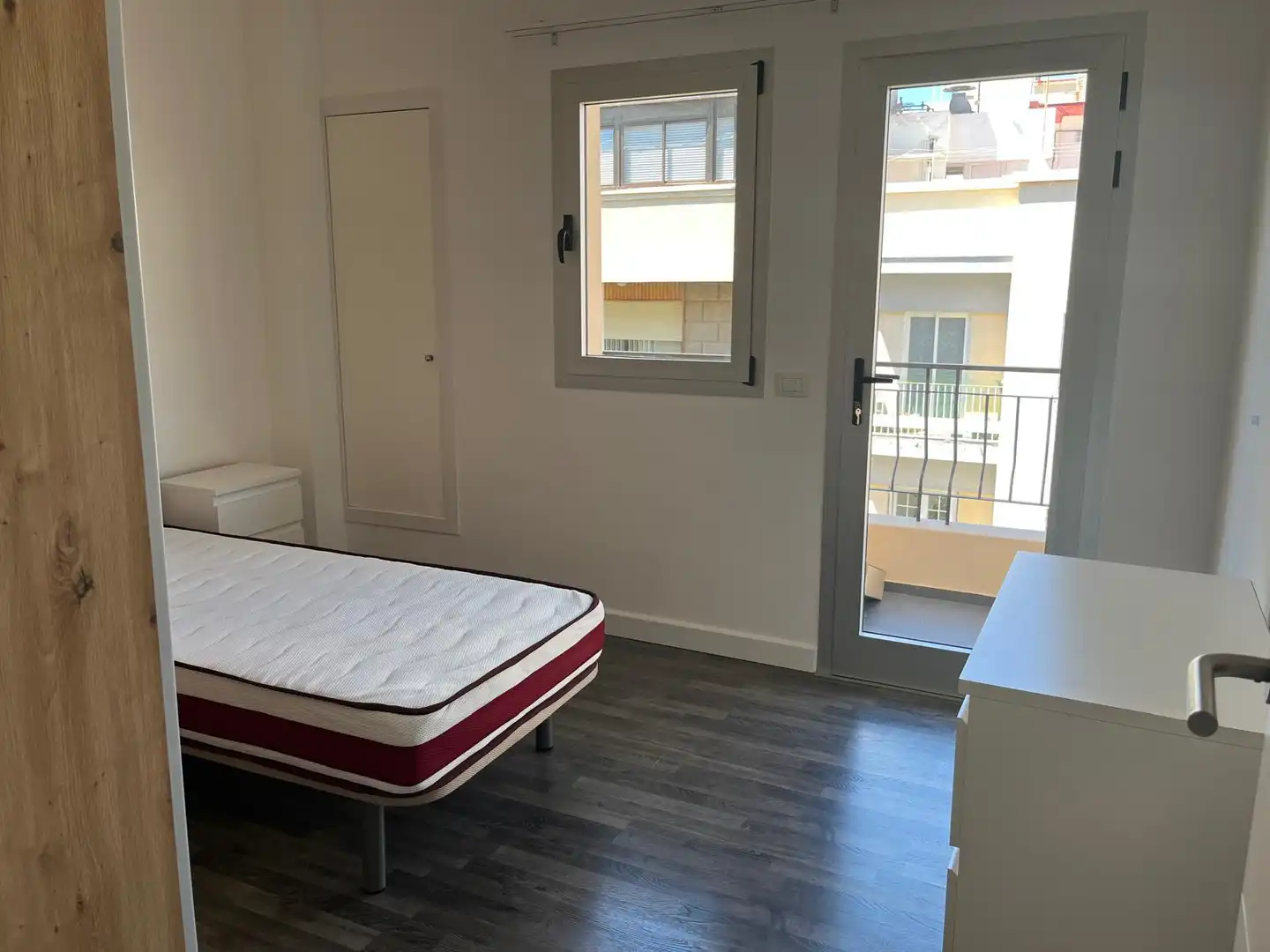 Dormitori de Pis de lloguer en Santa Cruz de Tenerife amb Parquet, Moblat i Forn