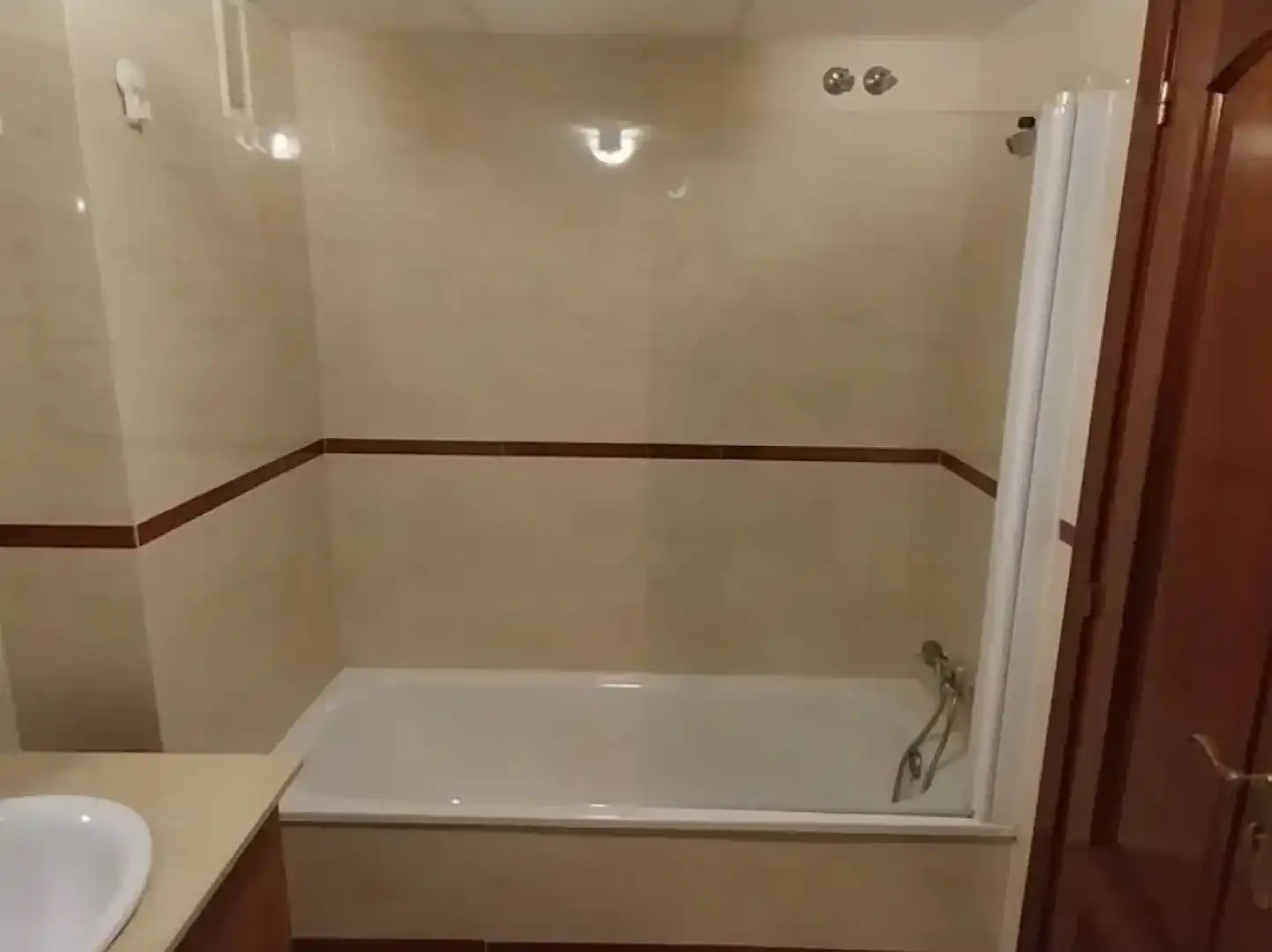 Bany de Pis de lloguer en Carretera de Cádiz