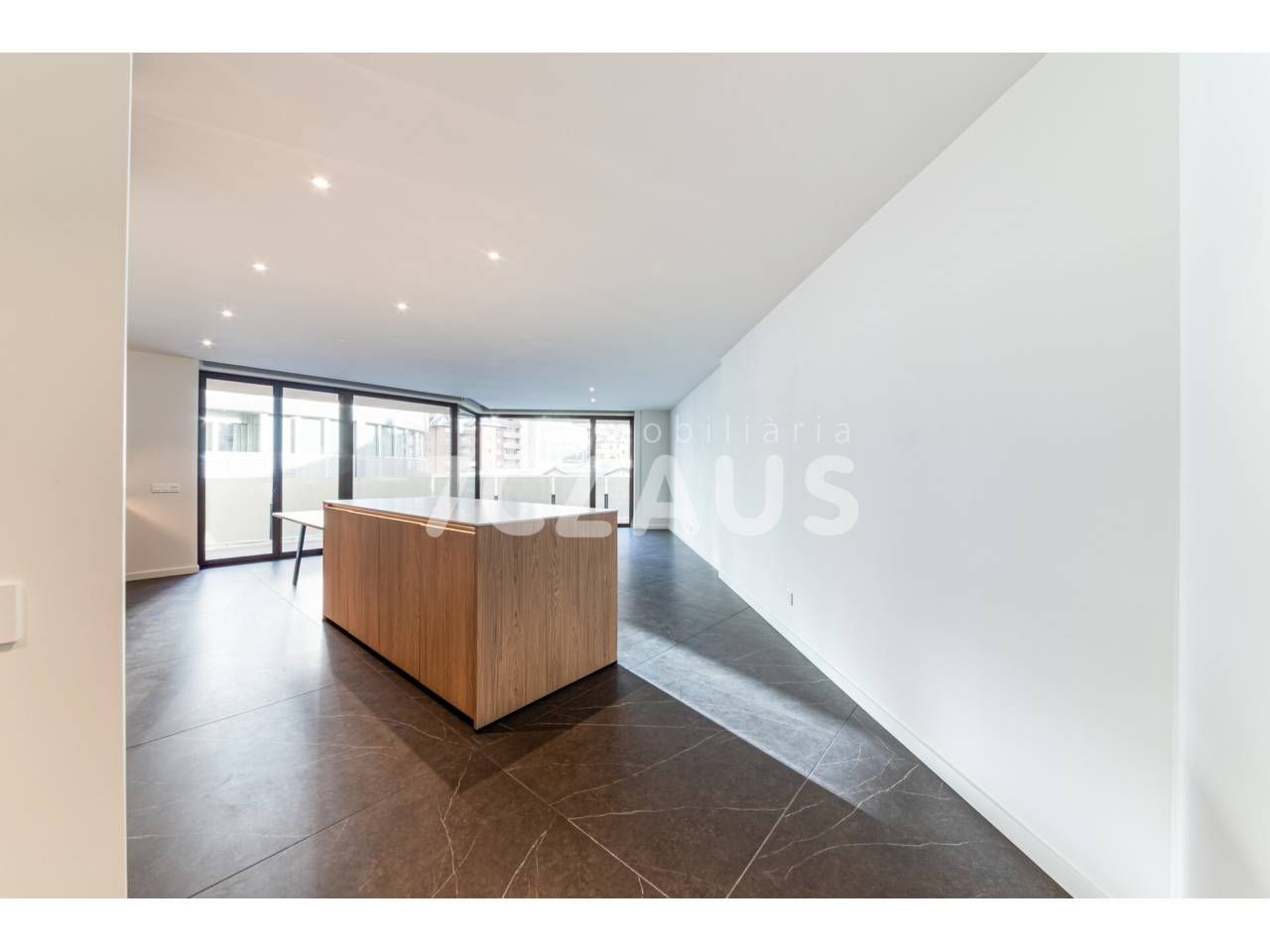 Sala de estar de Piso de alquiler en Escaldes – Engordany con Aire acondicionado, Calefacción y Terraza