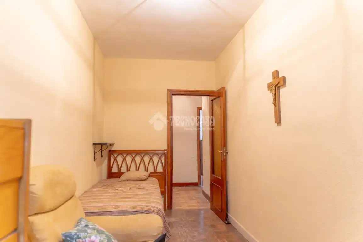 Piso en venta en Madrid con Calefacción y Terraza