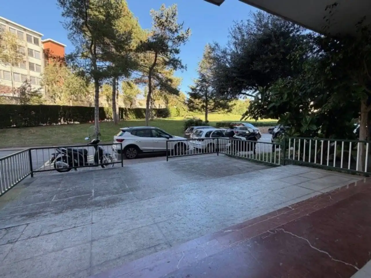 Aparcament de Pis de lloguer en Barcelona amb Aire condicionat, Parquet i Moblat