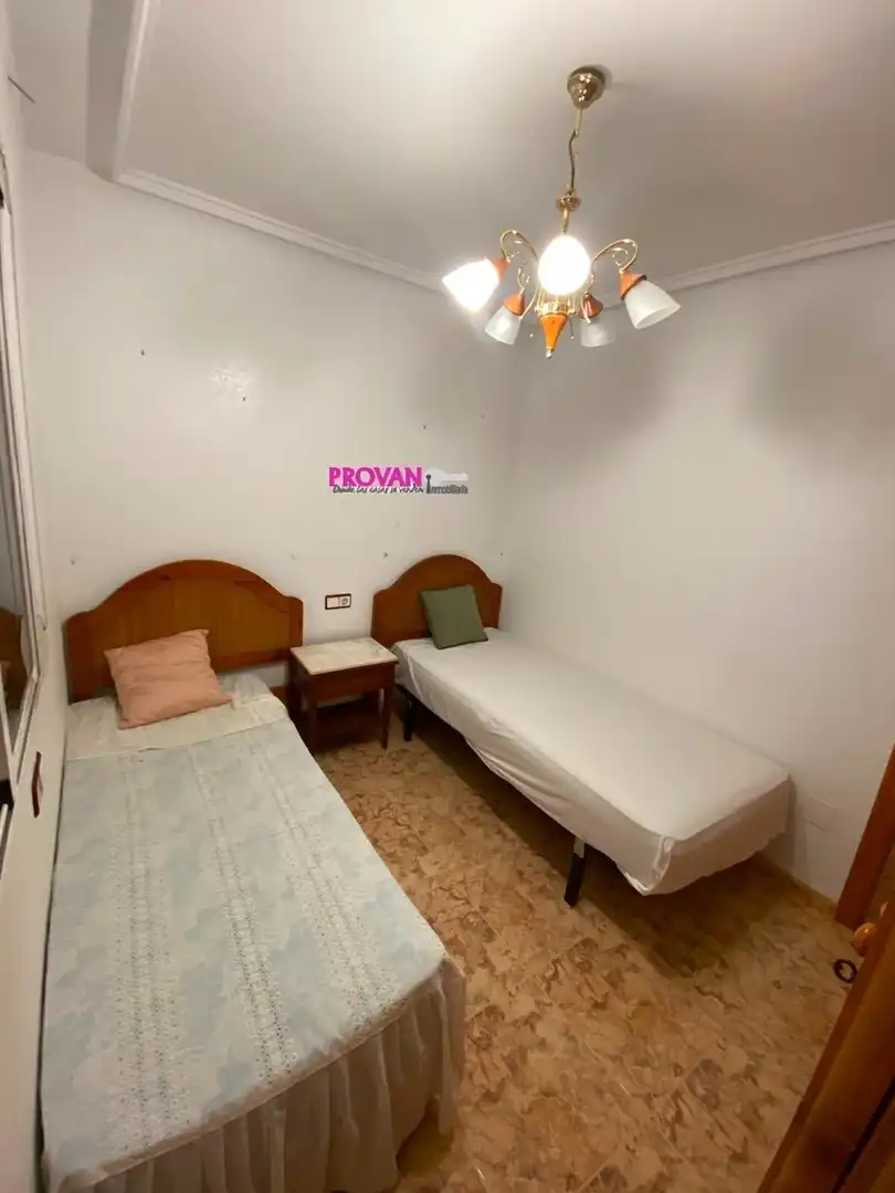 Dormitori de Casa o xalet en venda en Orihuela amb Terrassa, Traster i Piscina
