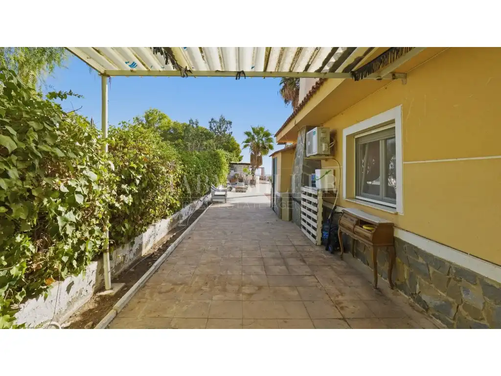 Exterior view of Houses for sale in La Huerta  