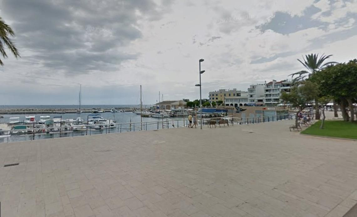 Vista exterior de Local en venda en Son Servera