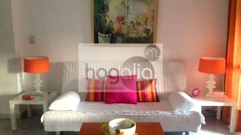Foto 3 de Piso de alquiler en Pedro Salvador - Las Palmeritas, Sevilla Capital