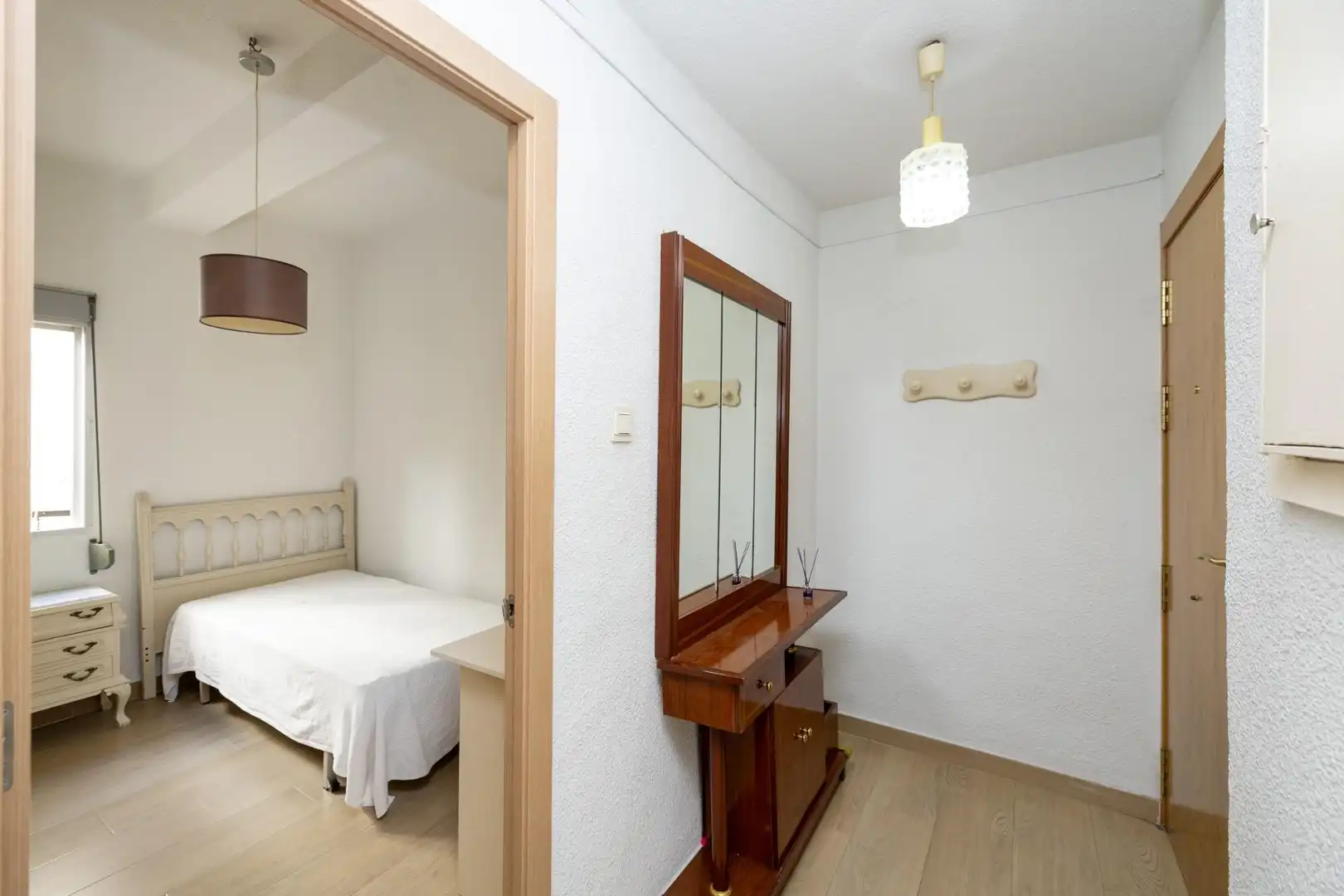 Bedroom of Flat for sale in Ronda