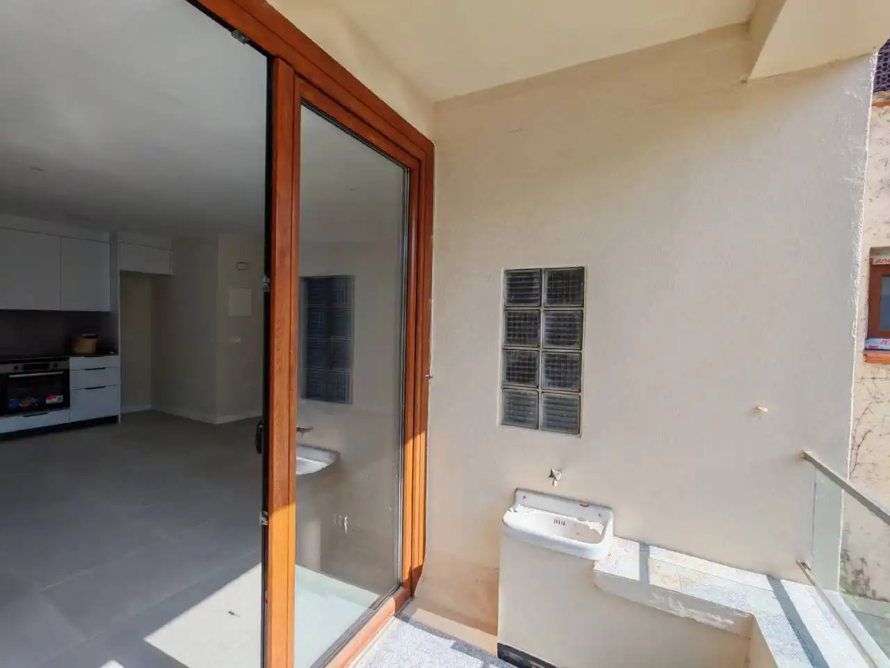 Bathroom of Flat for rent in Albons  with Air Conditioner, Terrace and Balcony