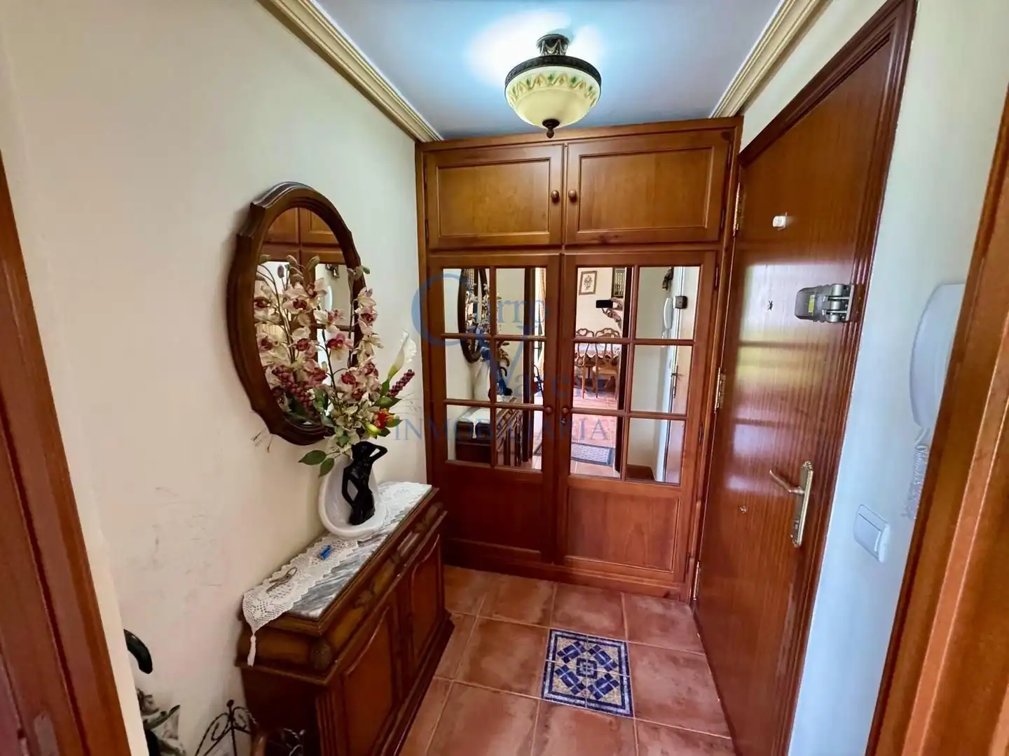 Piso en venta en Dos Hermanas con Aire acondicionado, Calefacción y Jardín privado
