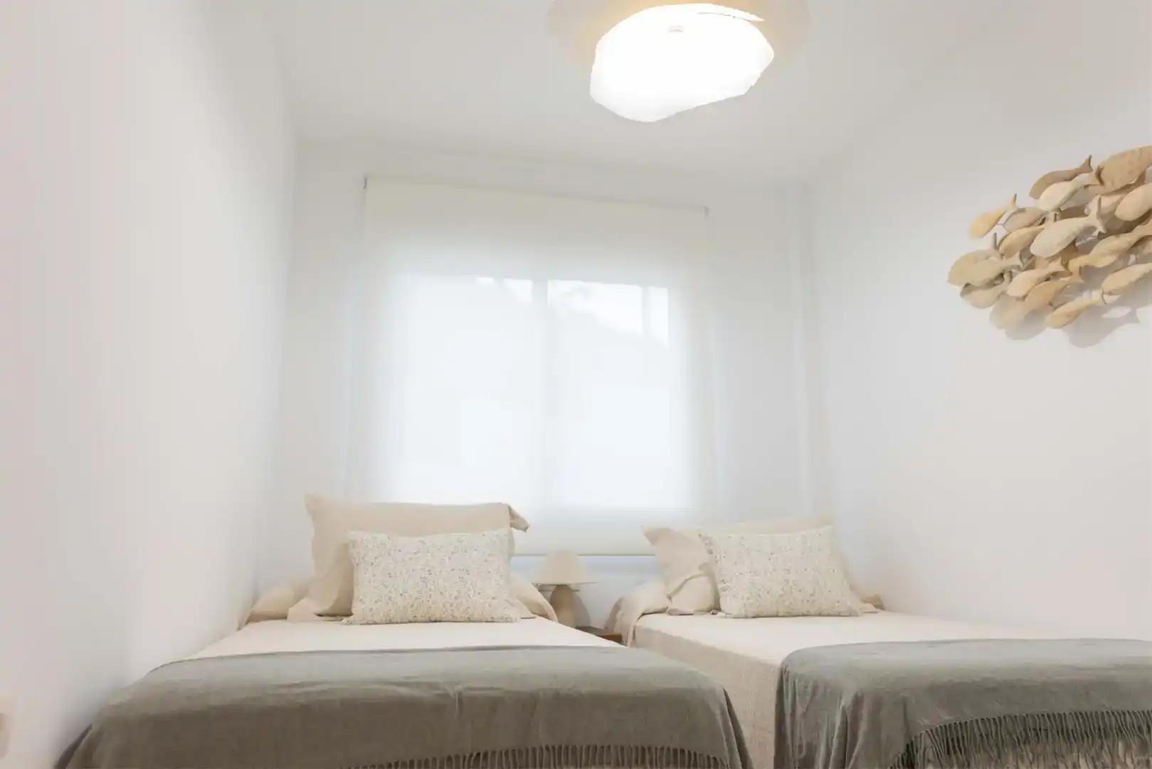 Habitación de Casa o chalet en venta en Almuñécar con Jardín privado, Piscina y Balcón