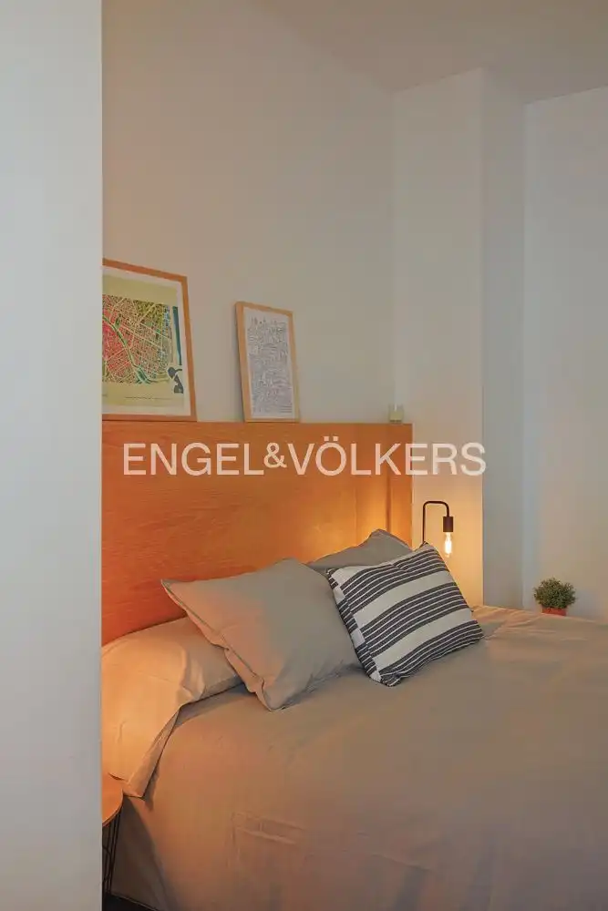 Bedroom of Flat for rent in Valencia  with Air Conditioner, Heating and Parquet flooring