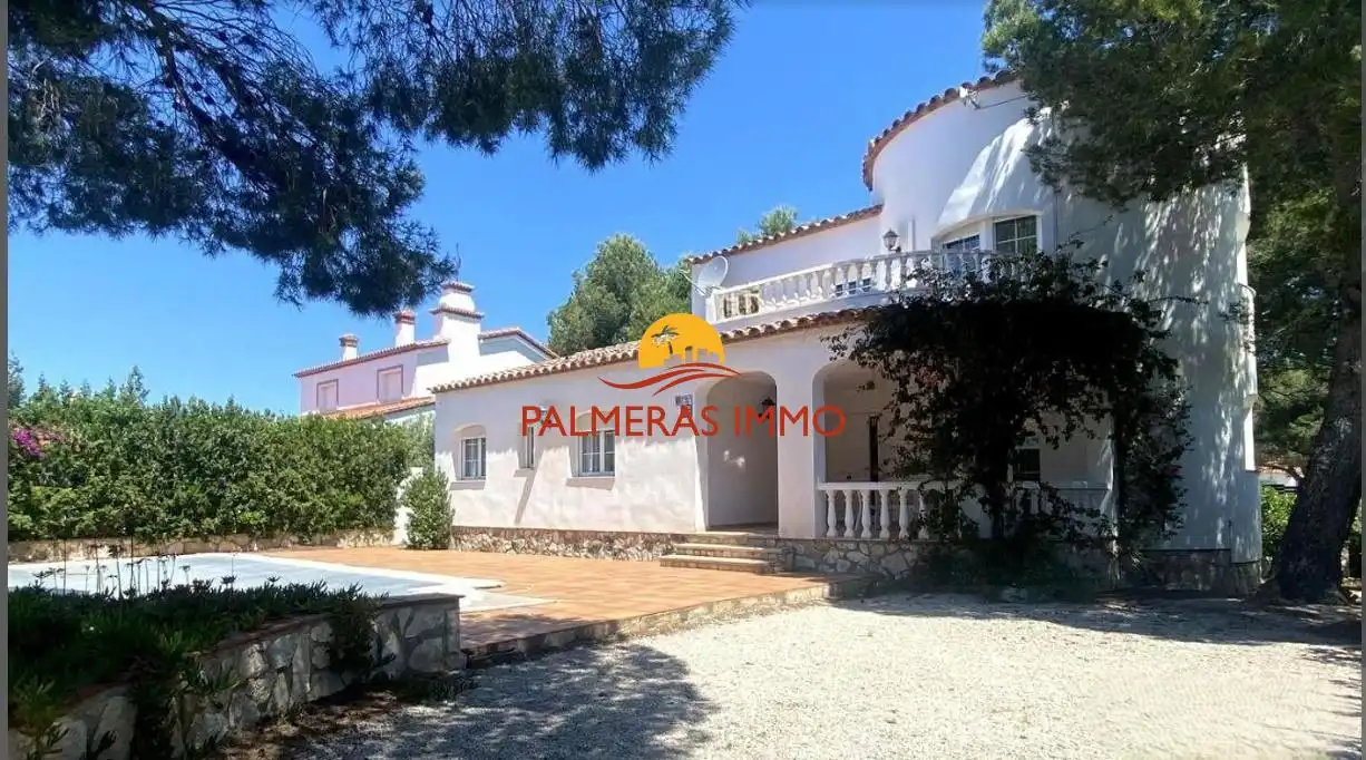 Vista exterior de Casa o chalet en venta en L'Ametlla de Mar  con Terraza y Piscina