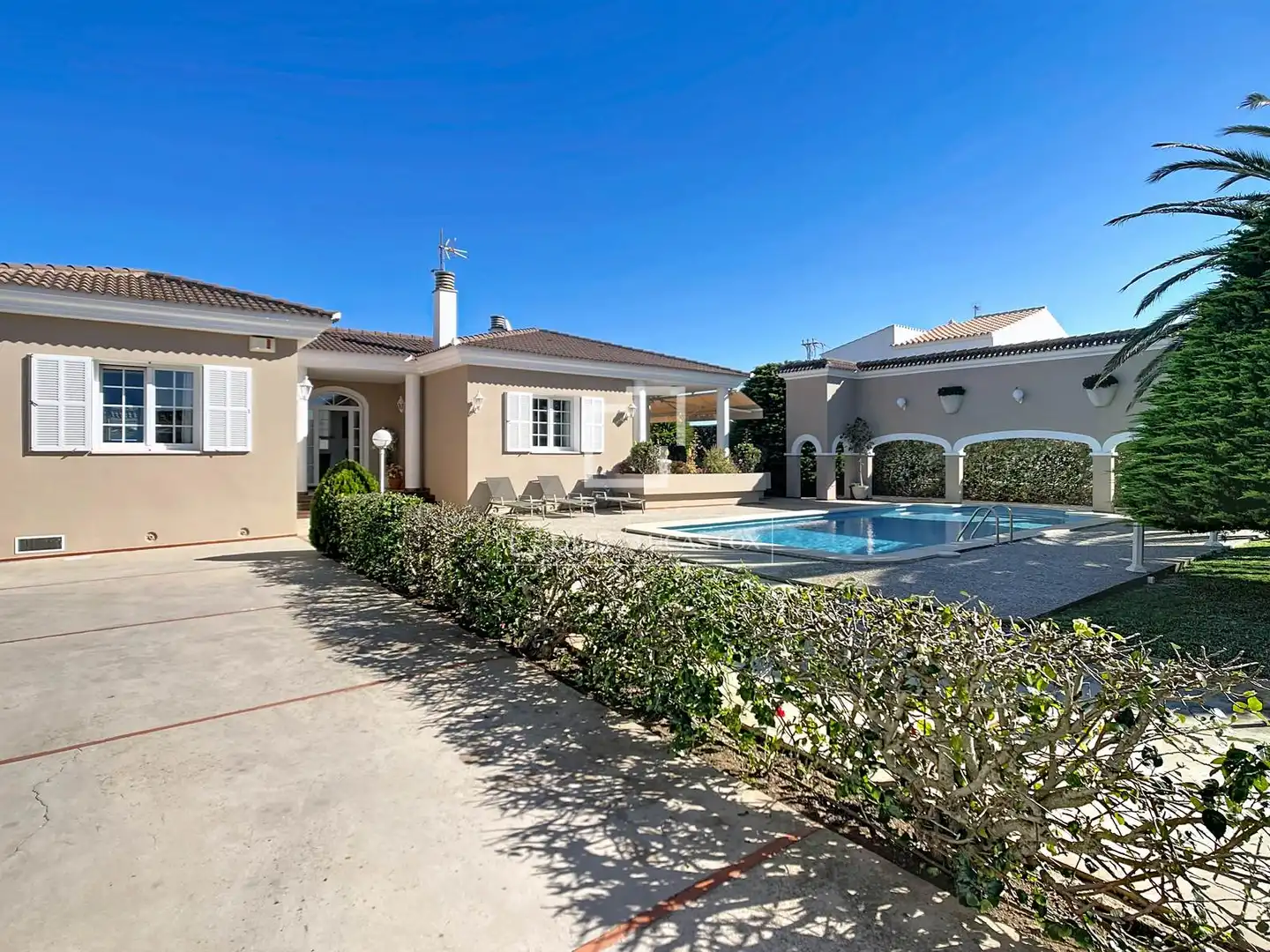 Chalet con piscina en venta en Cala en Blanes