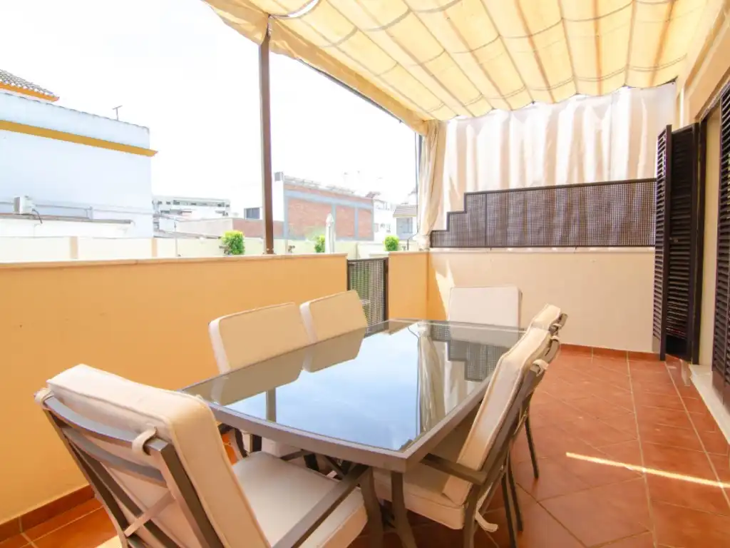 Terrassa de Casa o xalet en venda en La Rinconada