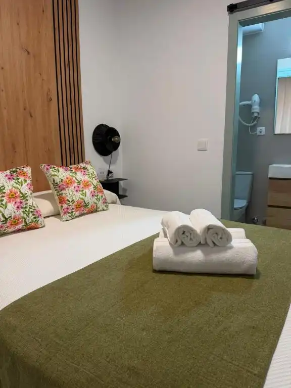 Schlafzimmer von Gebäude zum Verkauf in Peal de Becerro