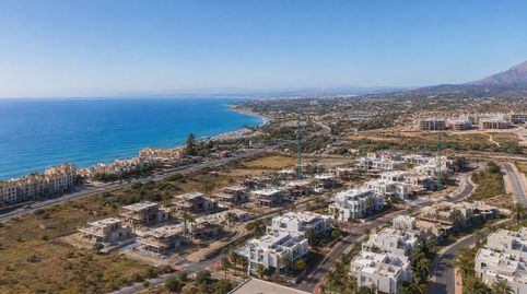 Foto 3 de Residencial en venta en Calle Periana, 27, La Concha - Resina Golf, Estepona