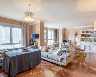 Living room of Flat for sale in  Granada Capital  with Storage room and Washing machine