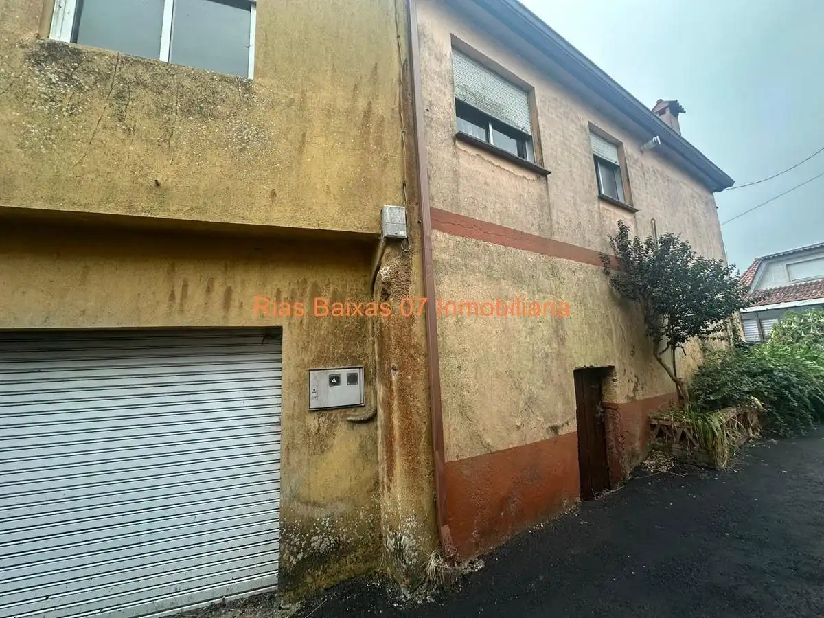 Exterior view of Houses for sale in Mos  with Terrace