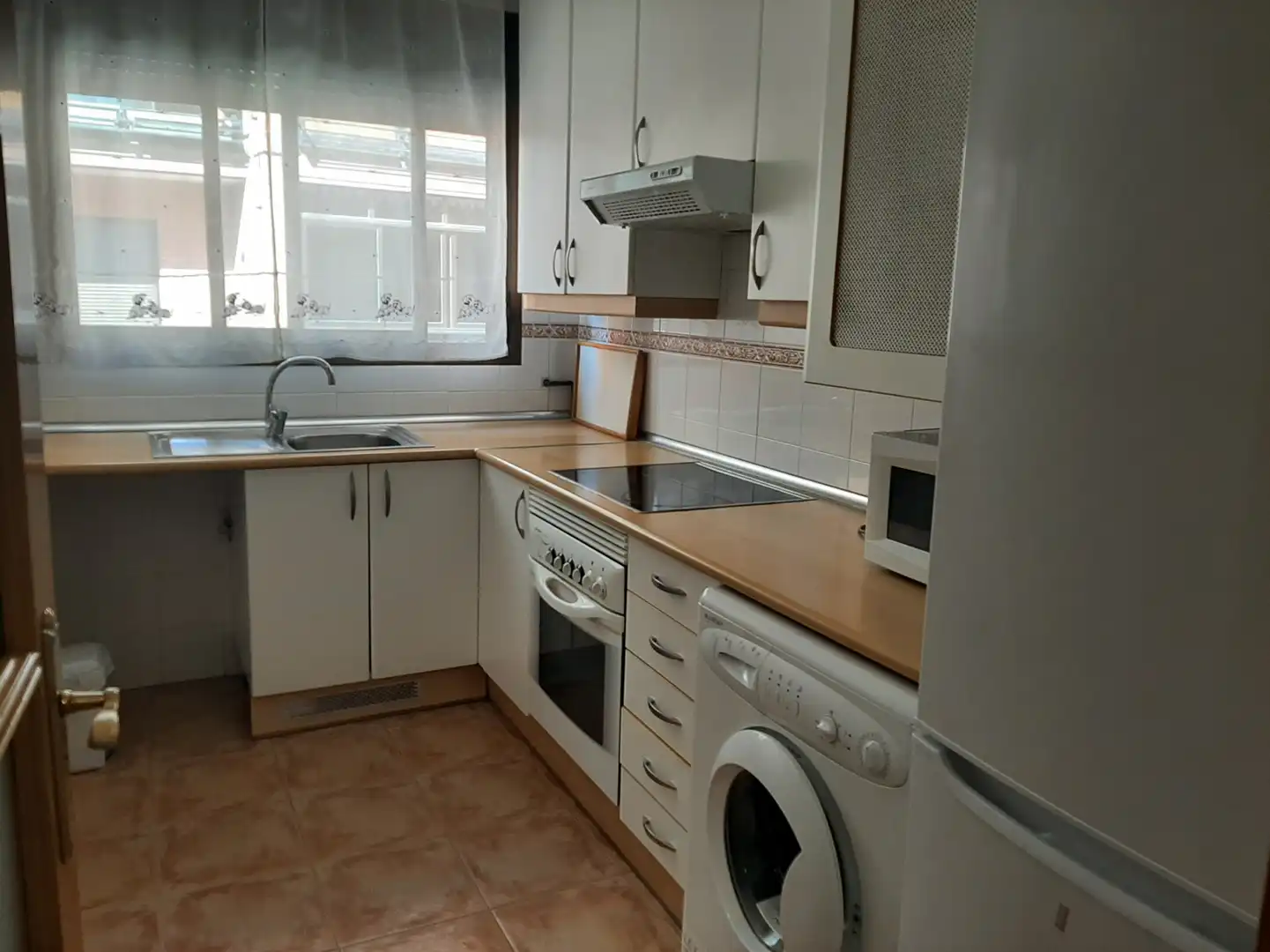 Cuina de Pis de lloguer en Alcalá de Henares amb Aire condicionat, Calefacció i Parquet
