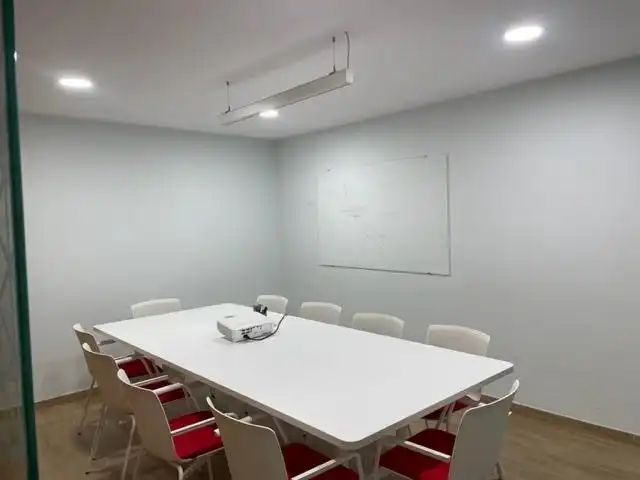 Büro zur Miete in Avenida GRAN CAPITAN, Huerta de la Reina - Trassierra