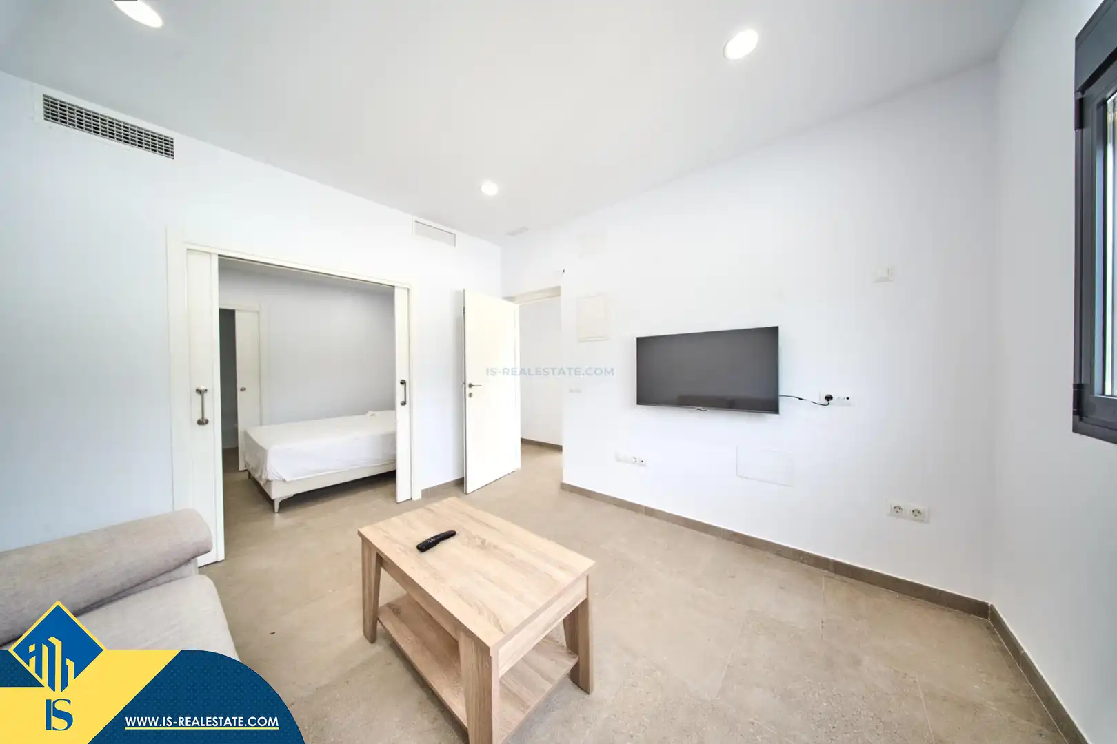 Sala d'estar de Casa o xalet en venda en Marbella amb Terrassa i Piscina