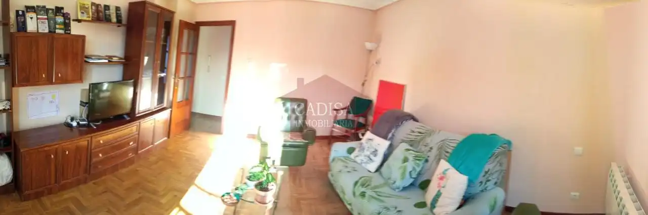 Wohnzimmer von Dachboden zur Miete in Salamanca mit Heizung, Parkett und Terrasse