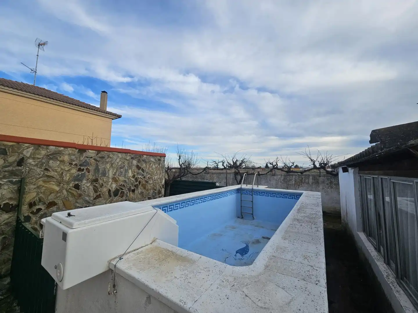 Piscina de Casa o chalet en venta en Calvarrasa de Abajo con Aire acondicionado, Calefacción y Jardín privado