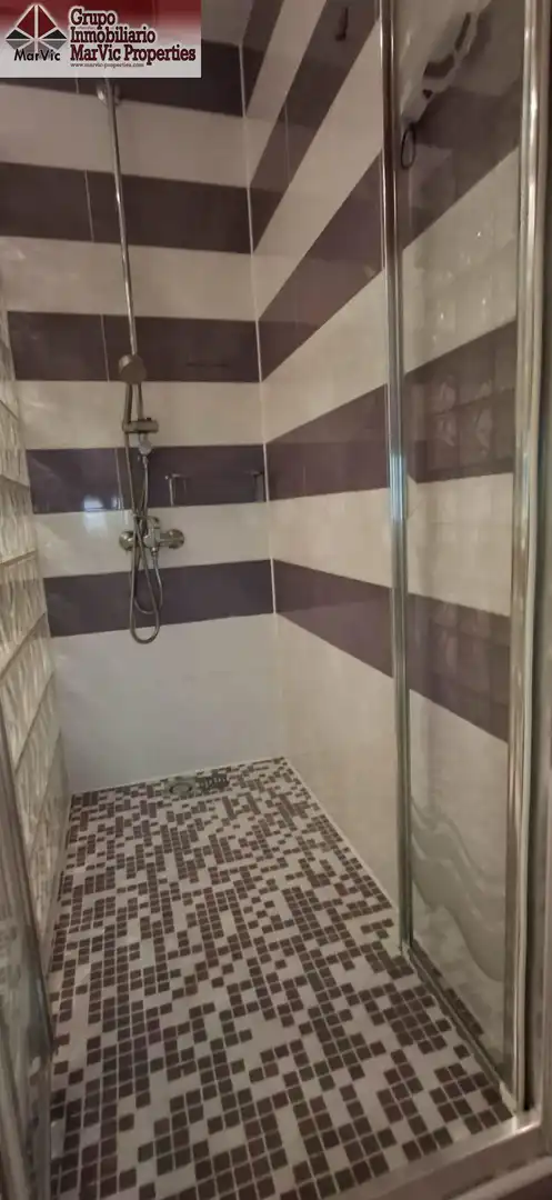 Bany de Casa o xalet en venda en Benidorm amb Aire condicionat, Jardí privat i Terrassa