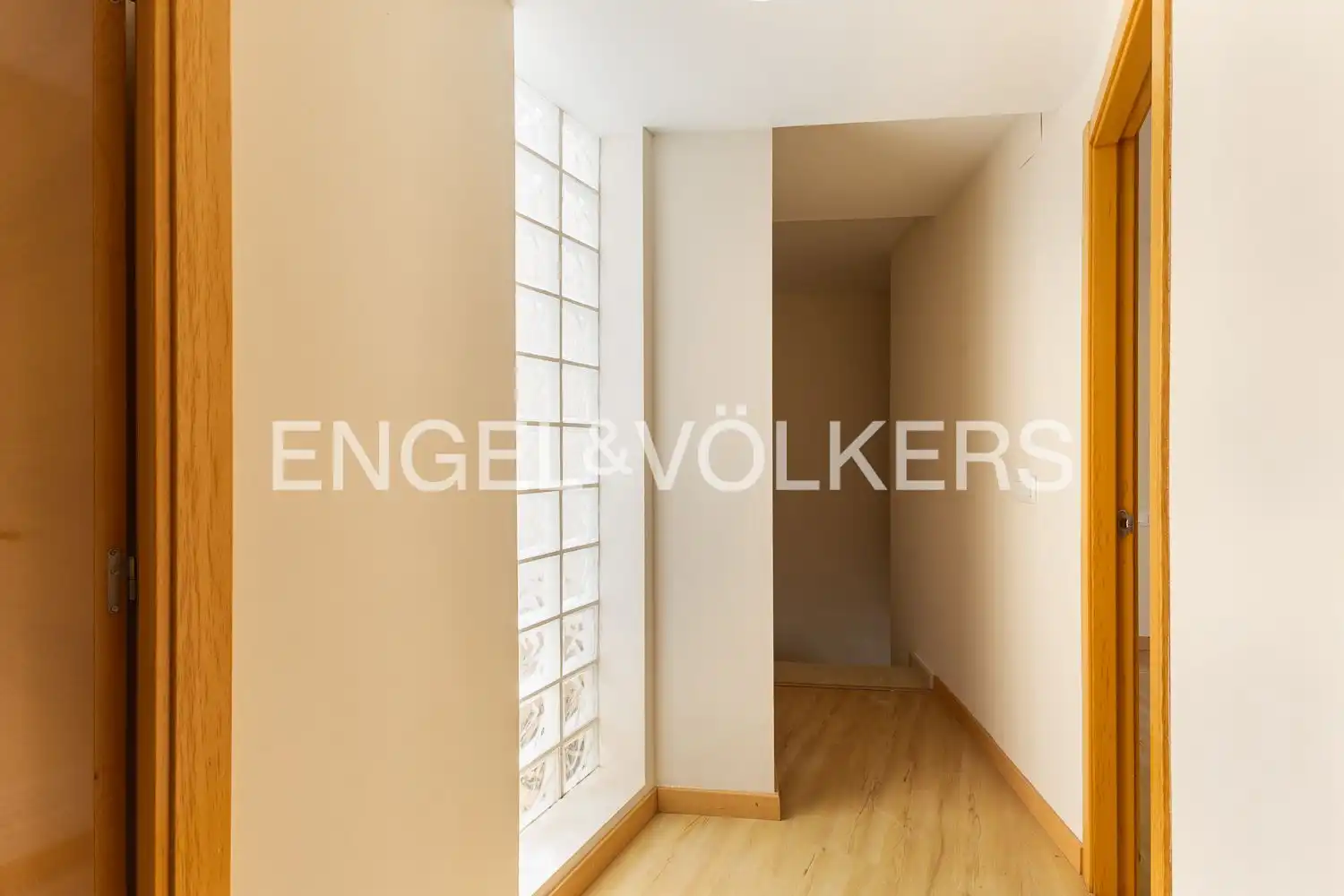Detached homes for rent in Rocafort  with Air Conditioner, Heating and Parquet flooring