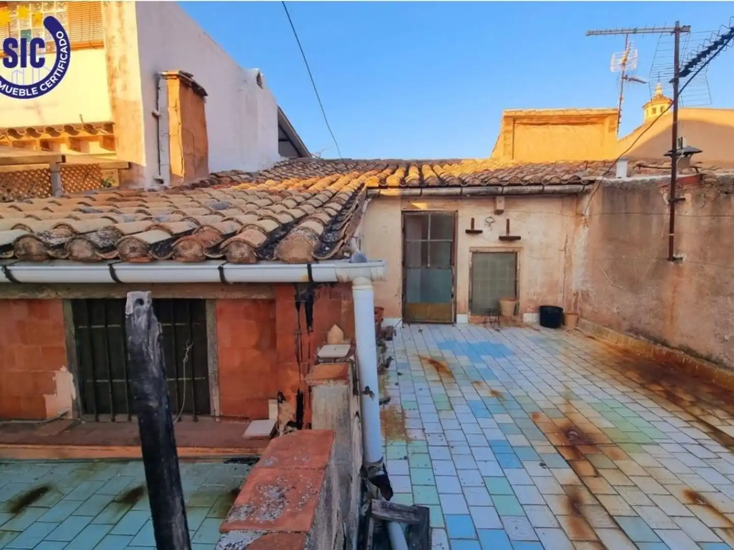 Exterior view of Houses for sale in L'Alcora  with Heating, Terrace and Storage room