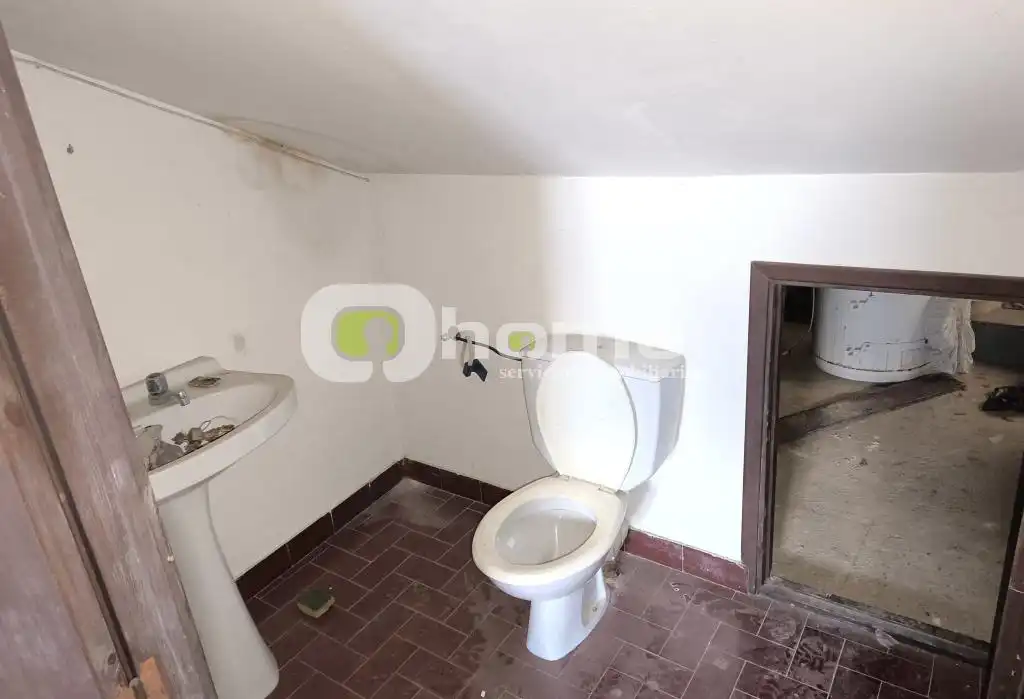 Bany de Edifici en venda en Benavente